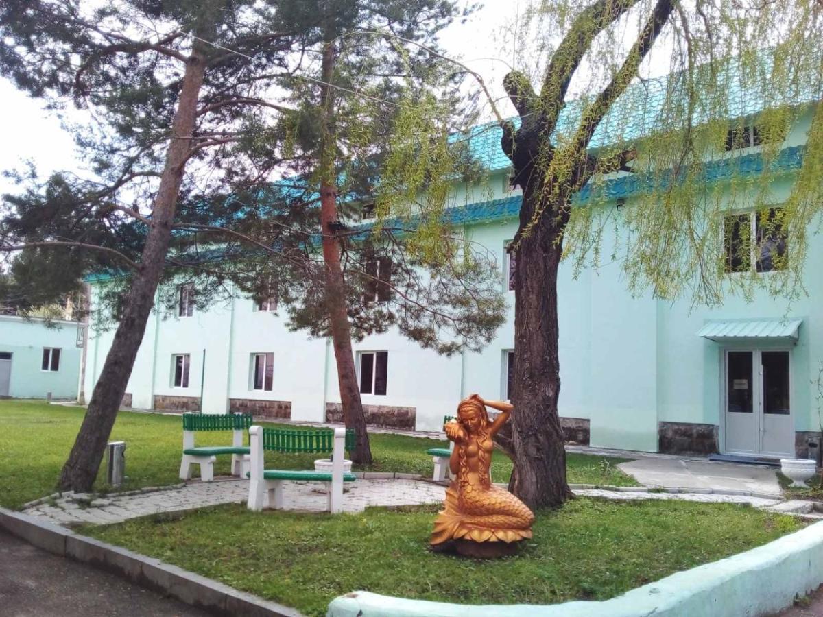 N&R Rest House Tsachkadzor Buitenkant foto